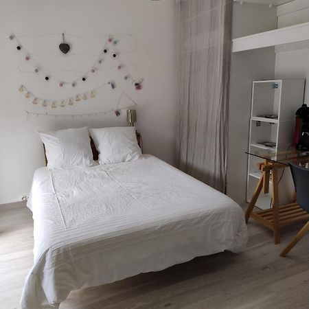 Chez Paul Et Melusine Apartment เปรีเกอ ภายนอก รูปภาพ