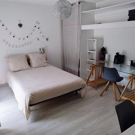 Chez Paul Et Melusine Apartment เปรีเกอ ภายนอก รูปภาพ